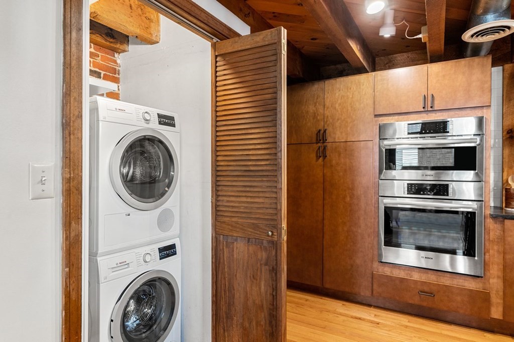 28 Seaverns Avenue Unit: 12