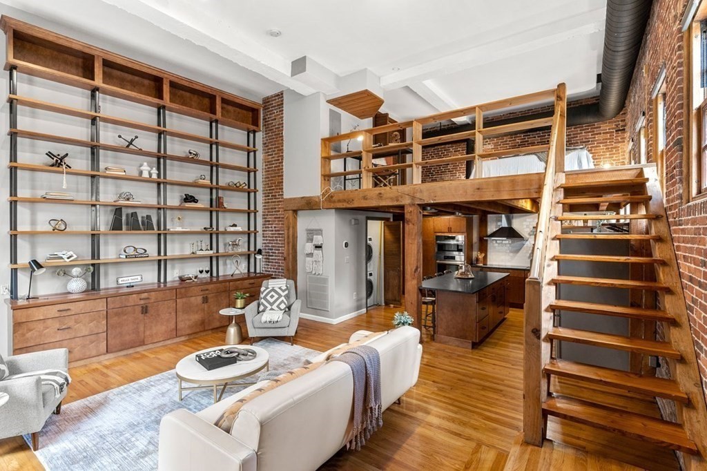 28 Seaverns Avenue Unit: 12