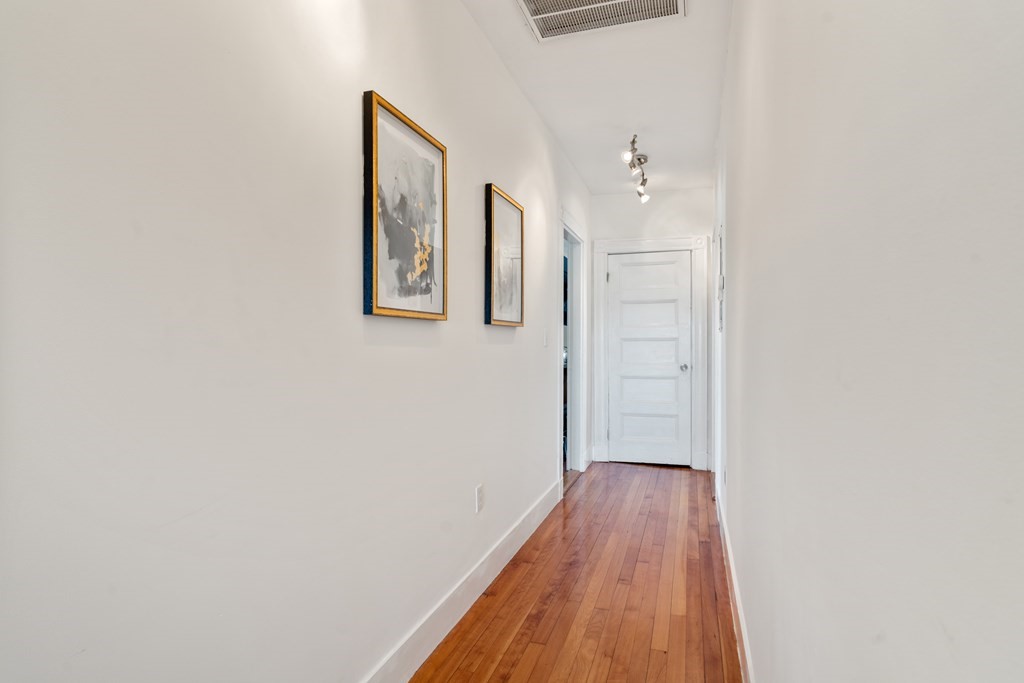 109 Sawyer Ave Unit: 3