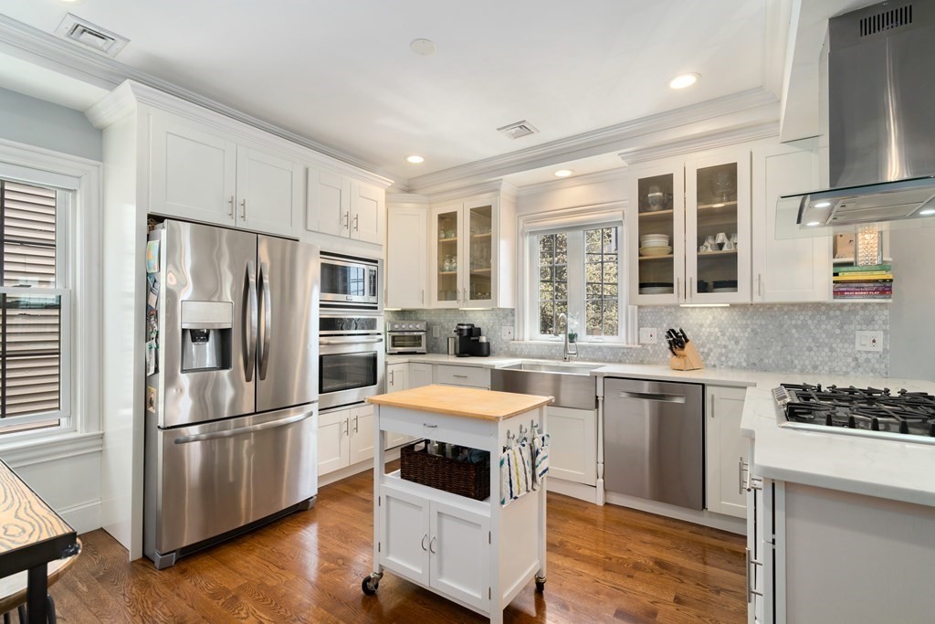 22 Mercer St Unit: B