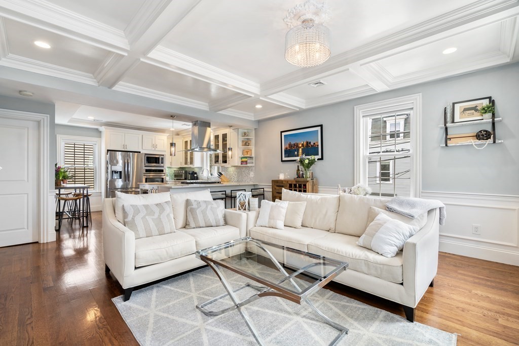 22 Mercer St Unit: B