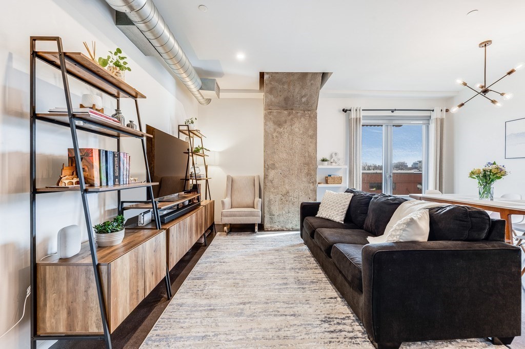 9 Medford St Unit: 313