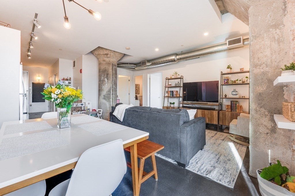 9 Medford St Unit: 313