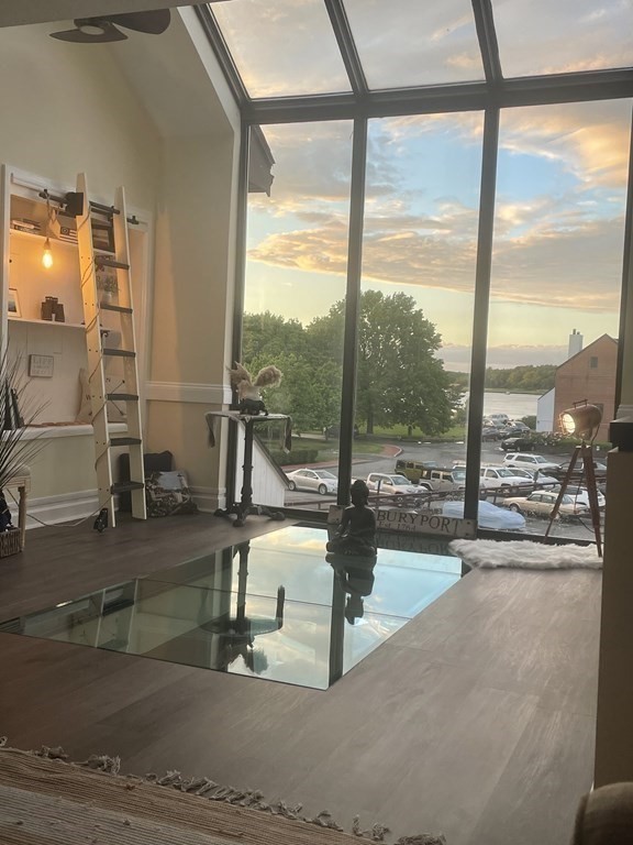 126 Merrimac St Unit: 8