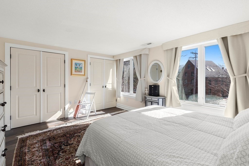 126 Merrimac St Unit: 8