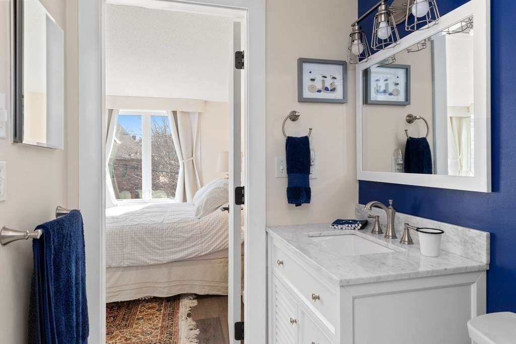 126 Merrimac St Unit: 8