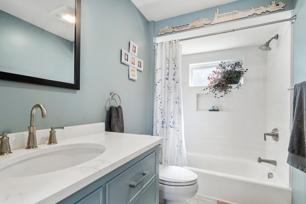 145 Stoughton St Unit: 2