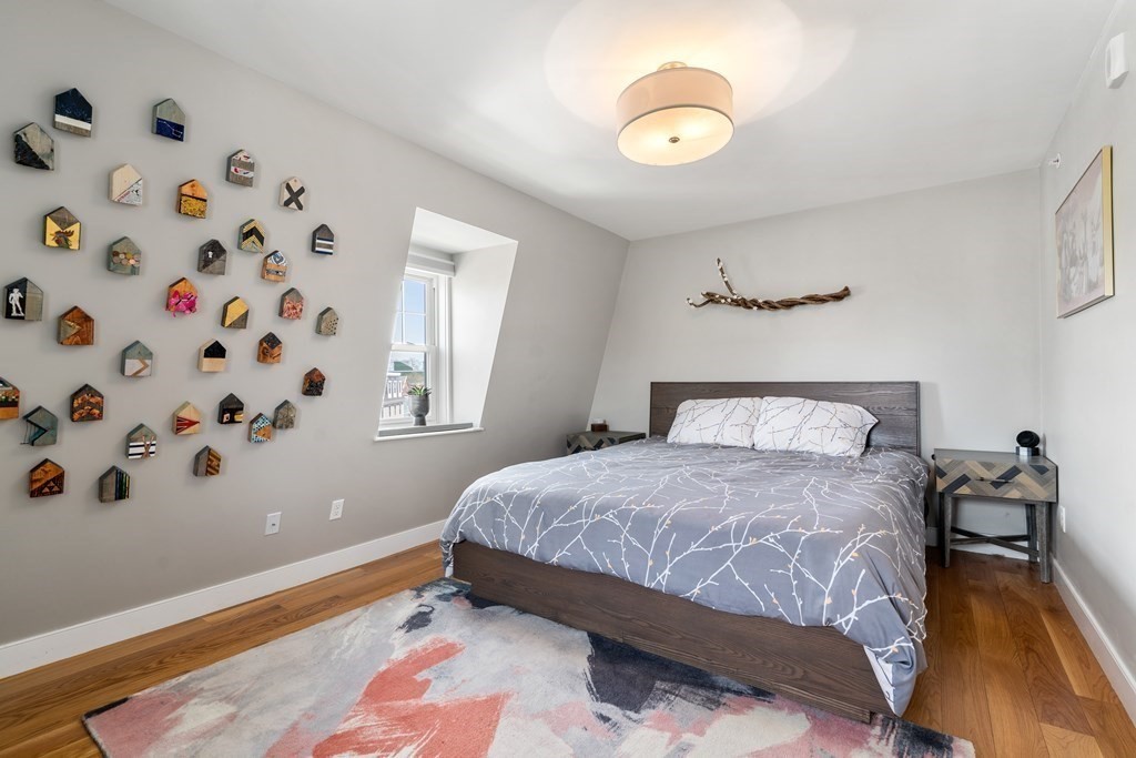 145 Stoughton St Unit: 2