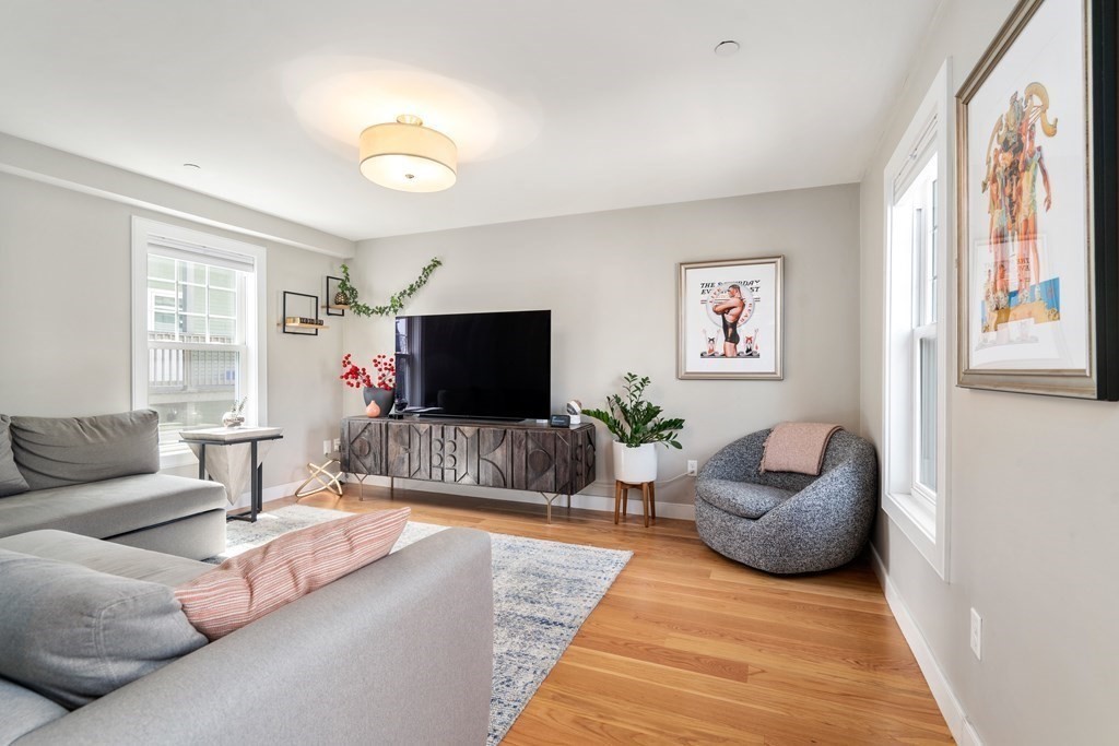 145 Stoughton St Unit: 2