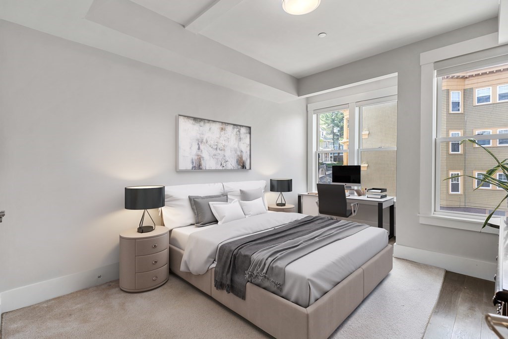 125 Stoughton St Unit: 6
