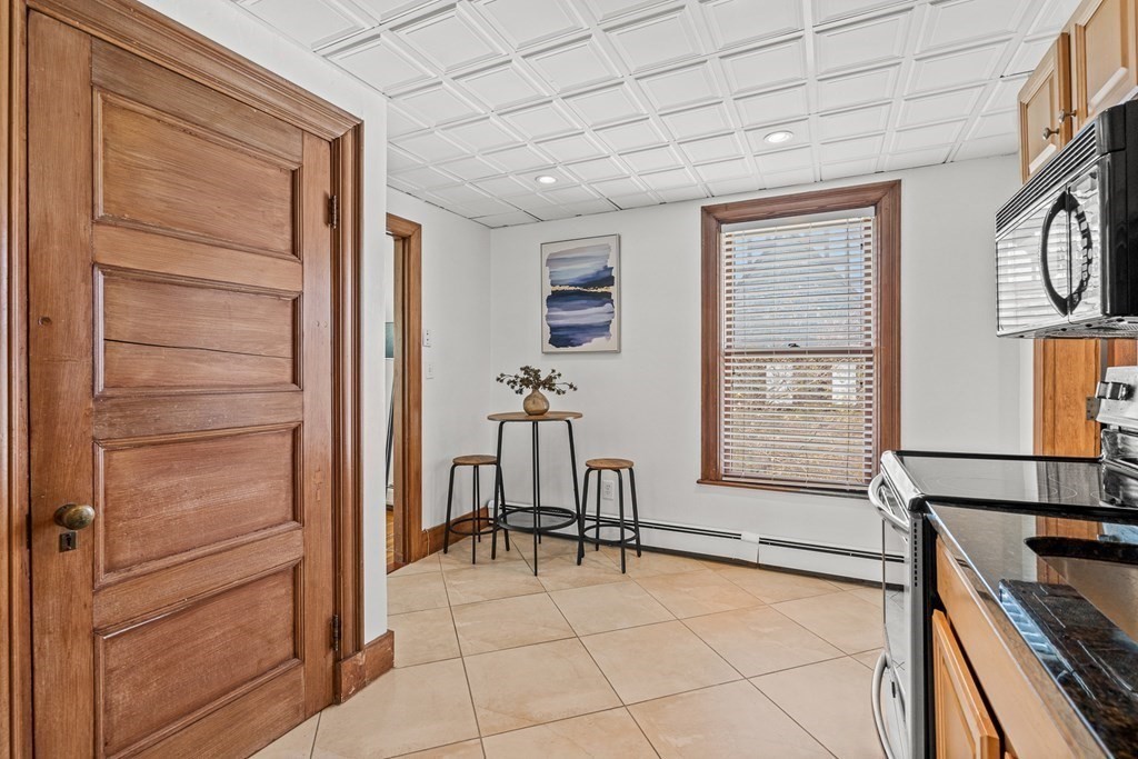 115 West Emerson St Unit: 201