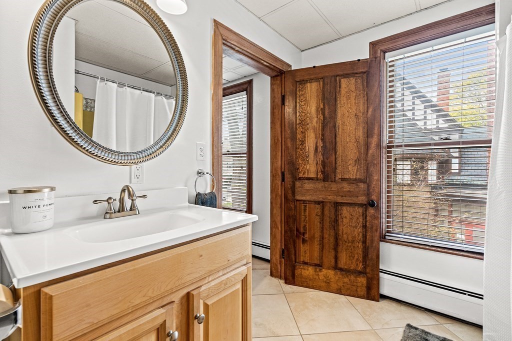 115 West Emerson St Unit: 201