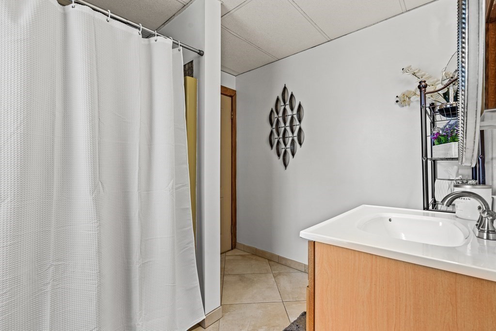 115 West Emerson St Unit: 201