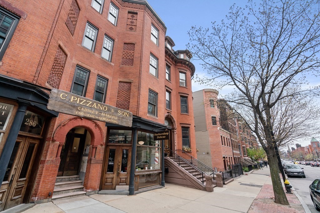 290 Columbus Ave Unit: 7
