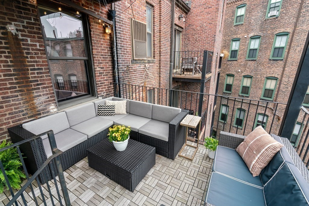 290 Columbus Ave Unit: 7