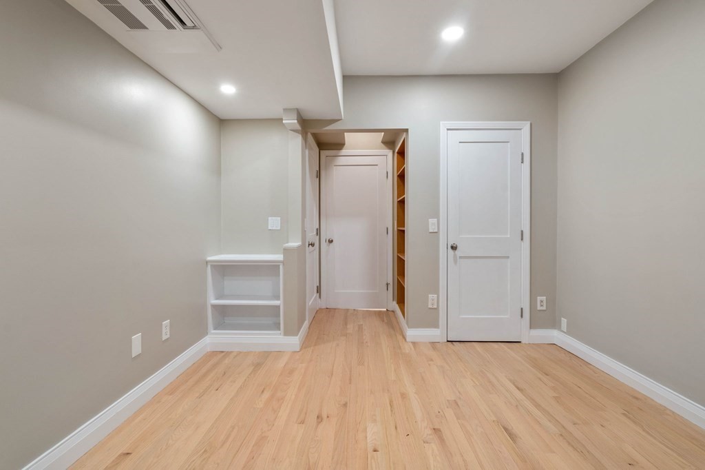 190 Commonwealth Ave Unit: B