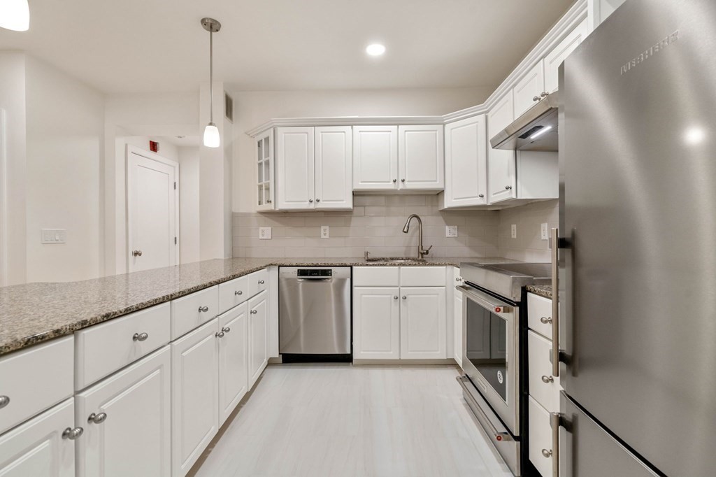 190 Commonwealth Ave Unit: B