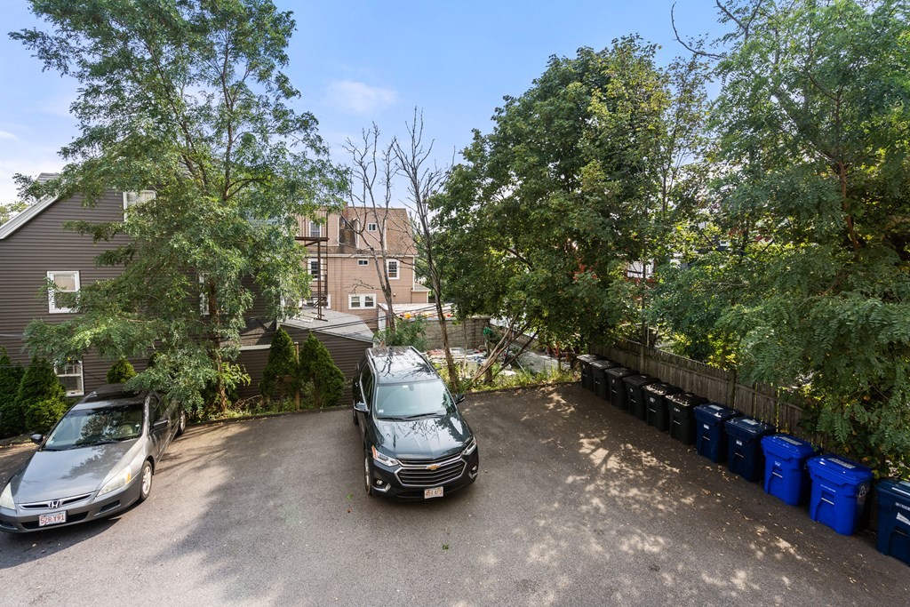 2 Centre Ave Unit: 4B