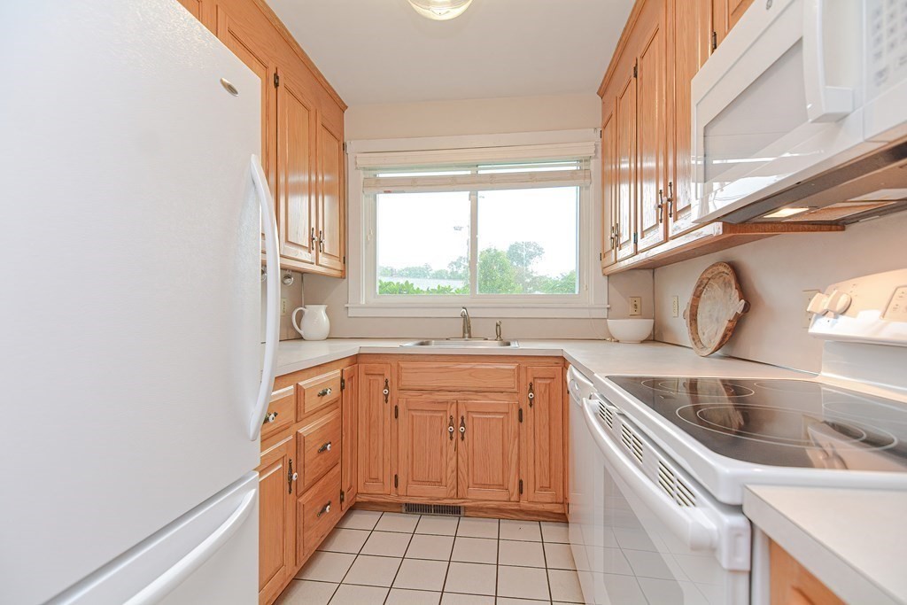 4 Bellingham St.