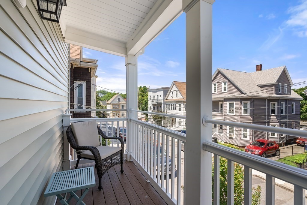 12 Morton St Unit: 2