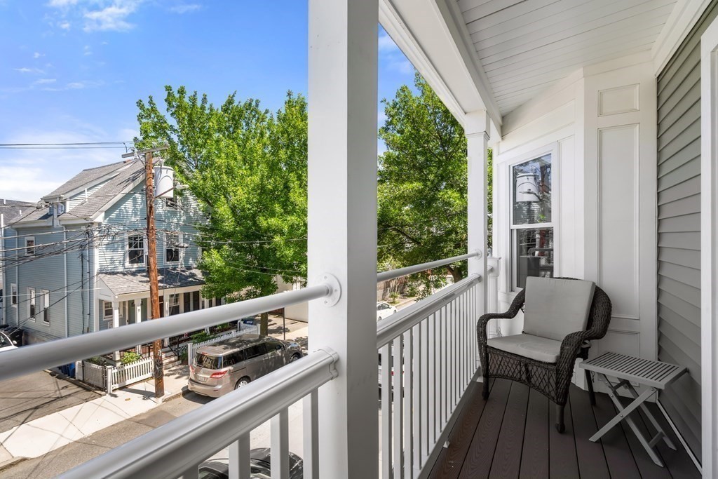 12 Morton St Unit: 2