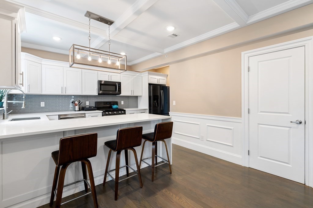 12 Morton St Unit: 2