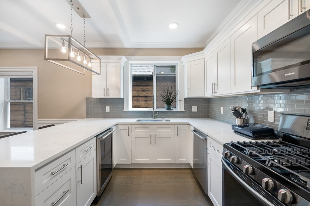 12 Morton St Unit: 2