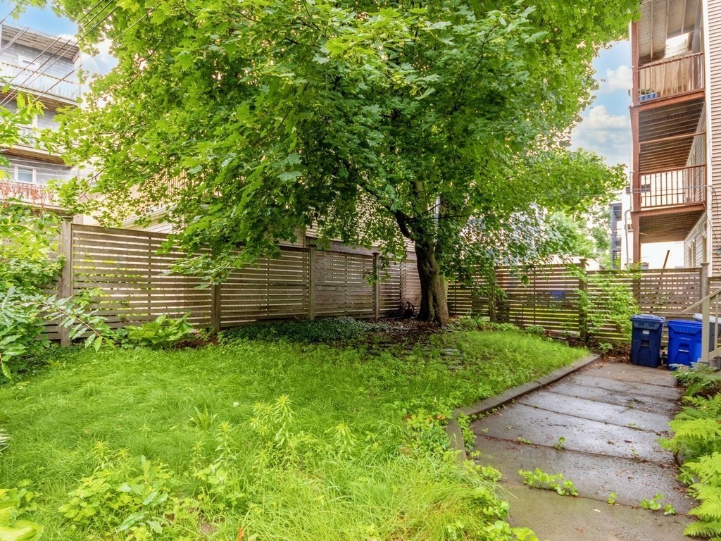 141 Pleasant Street Unit: 1