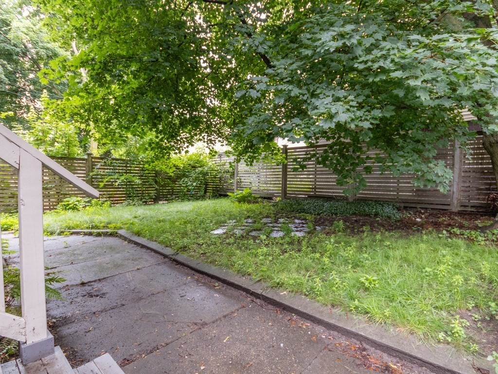 141 Pleasant Street Unit: 1