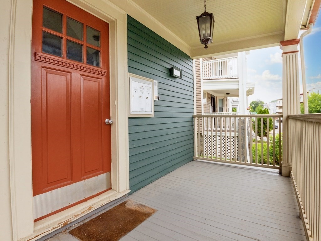 141 Pleasant Street Unit: 1