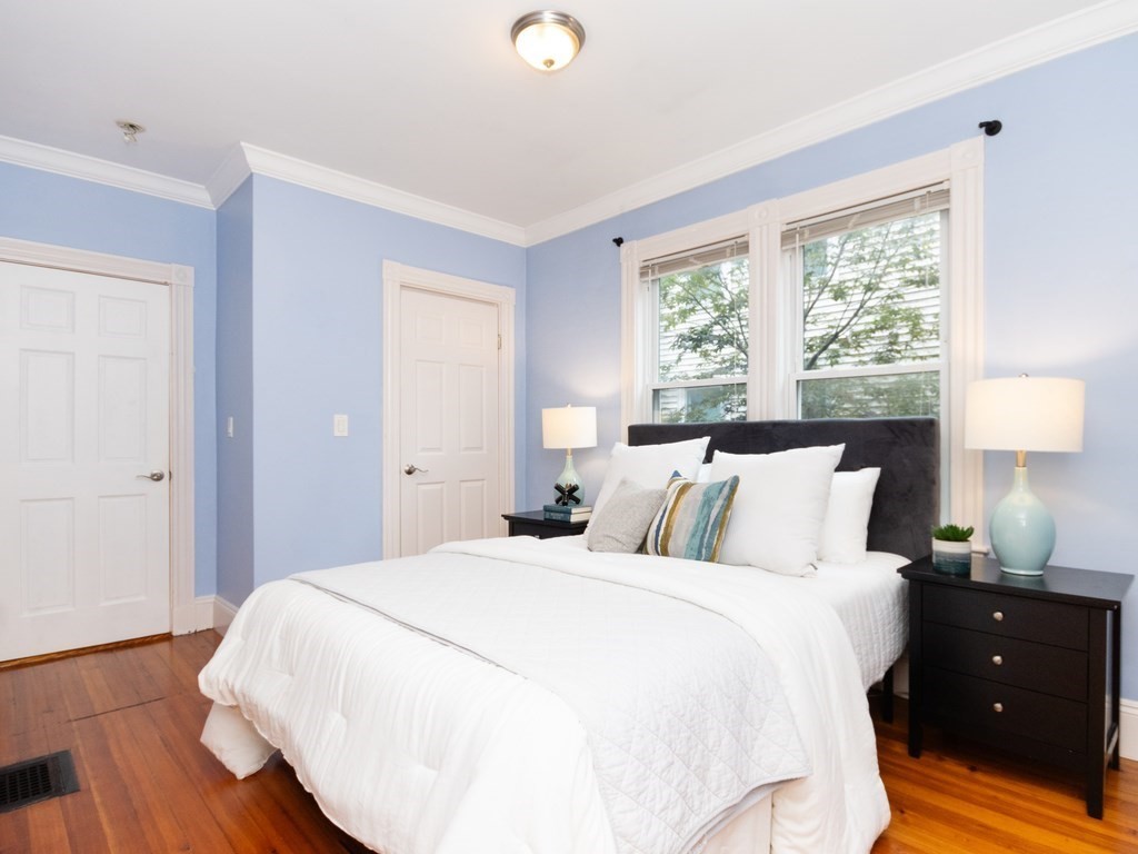 141 Pleasant Street Unit: 1