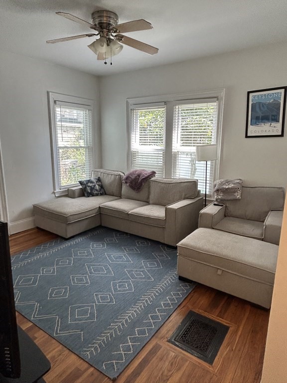 16 Saint Margaret St Unit: 1