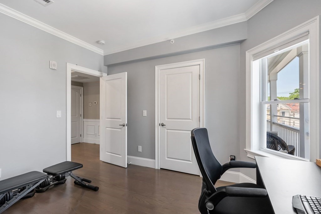 12 Morton St Unit: 2