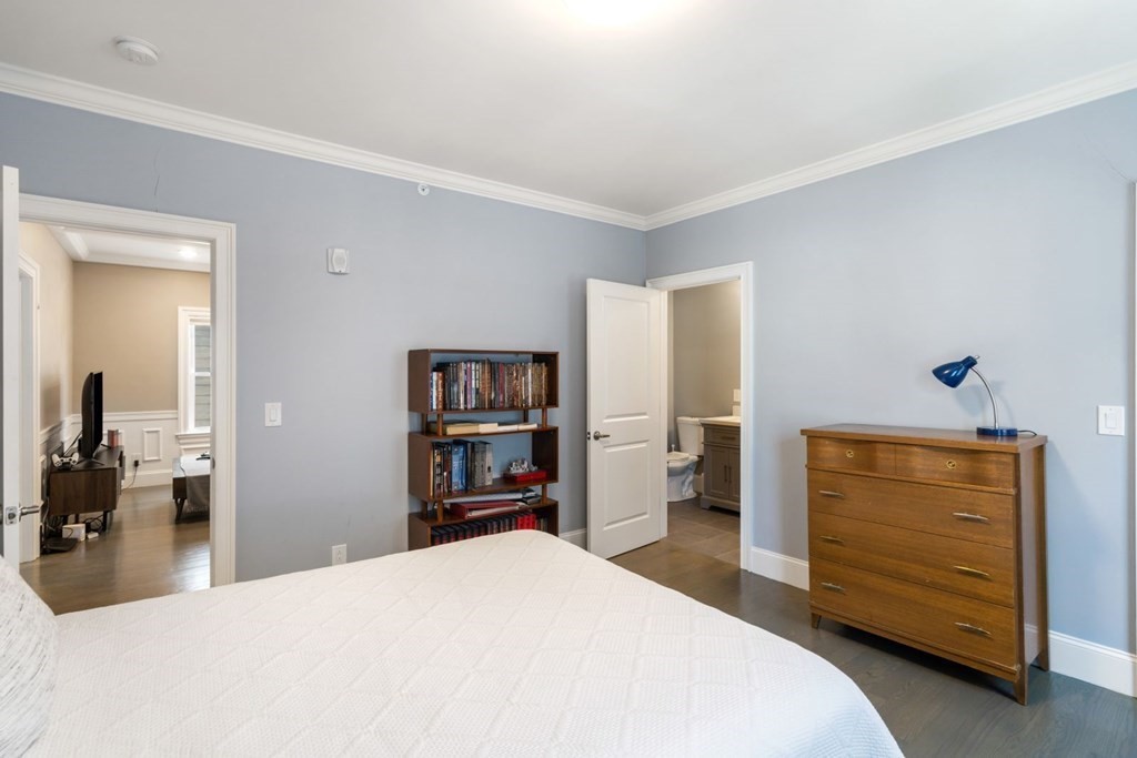 12 Morton St Unit: 2