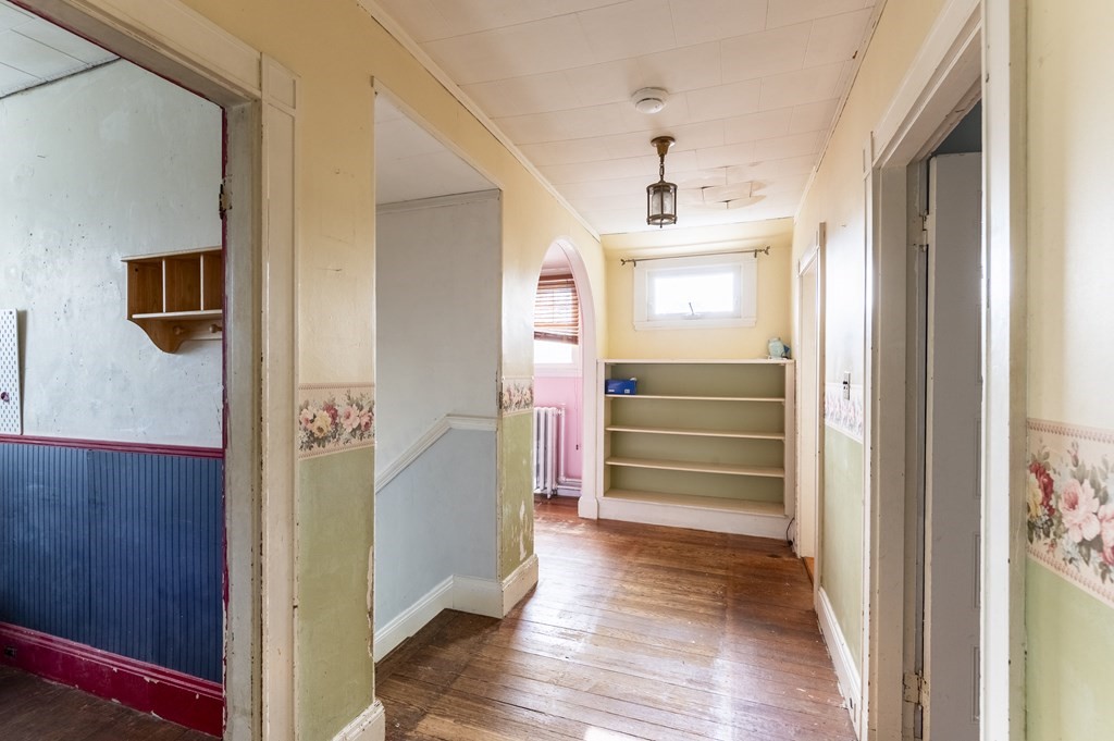 452 Pleasant St