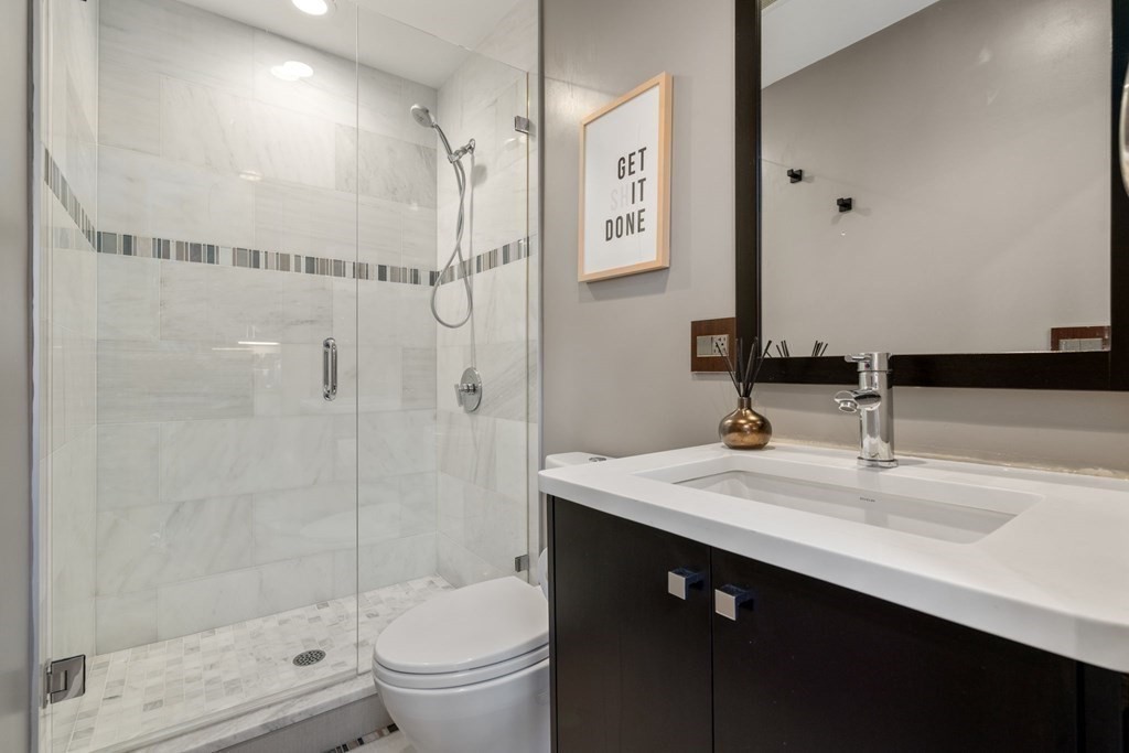 43 Salcombe St Unit: 4