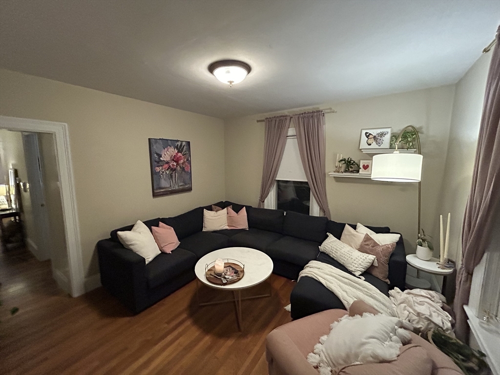 16 Saint Margaret St Unit: 2