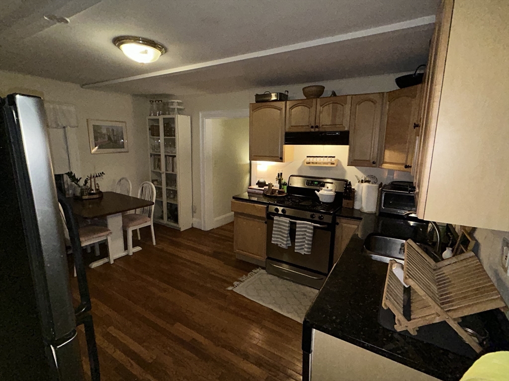 16 Saint Margaret St Unit: 2