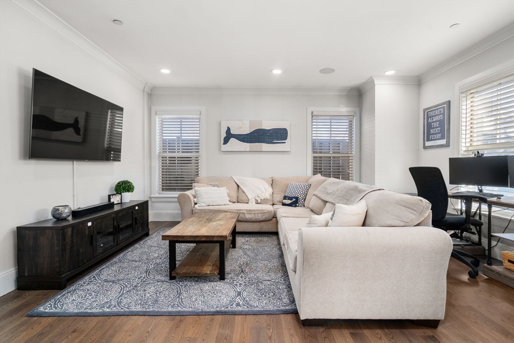 10-14 Sydney St # 1