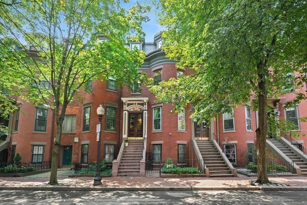 232 W Canton St # 2