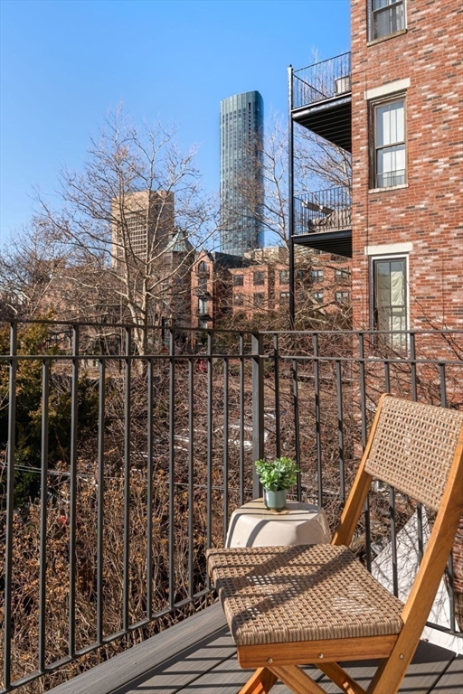 232 W Canton St # 2