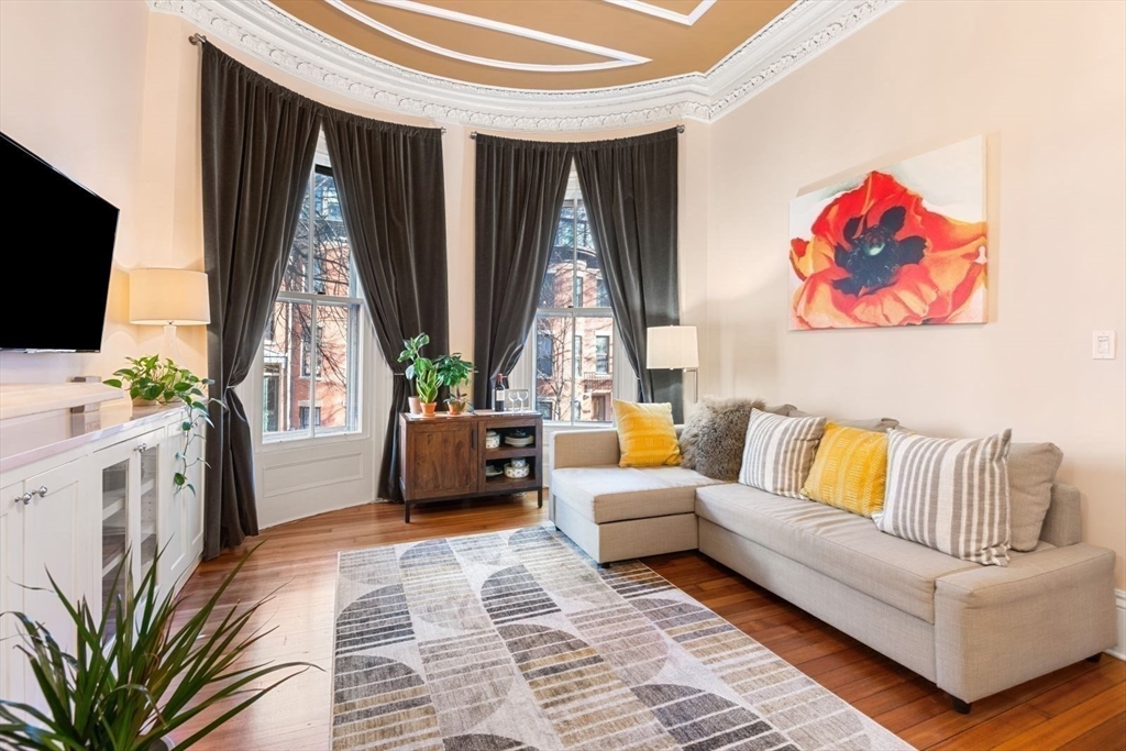 232 W Canton St # 2