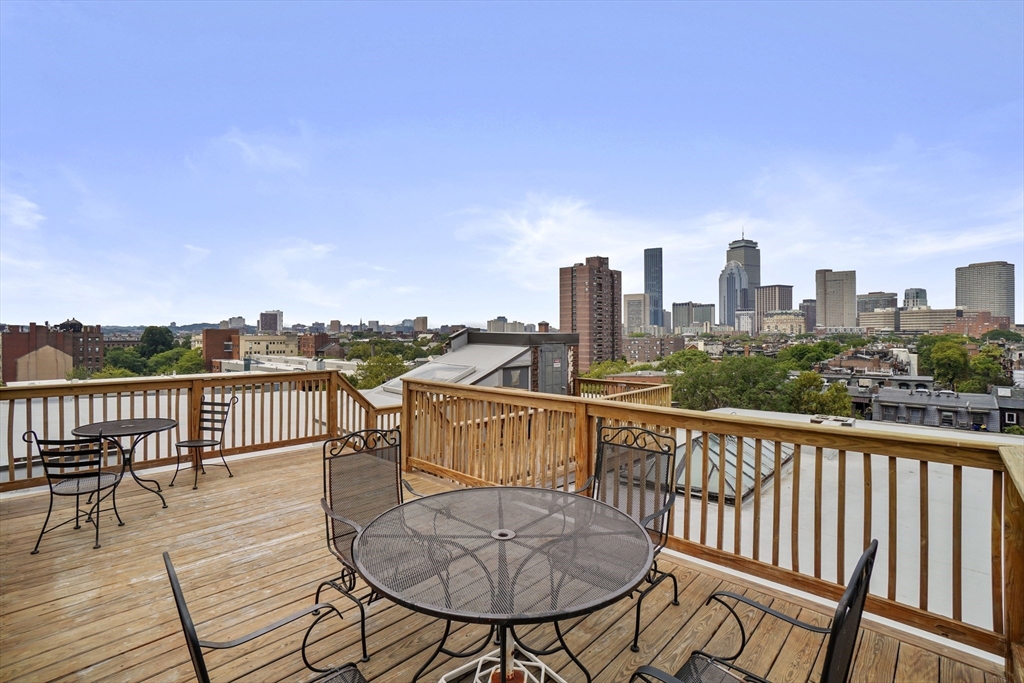 1411 Washington St # 19