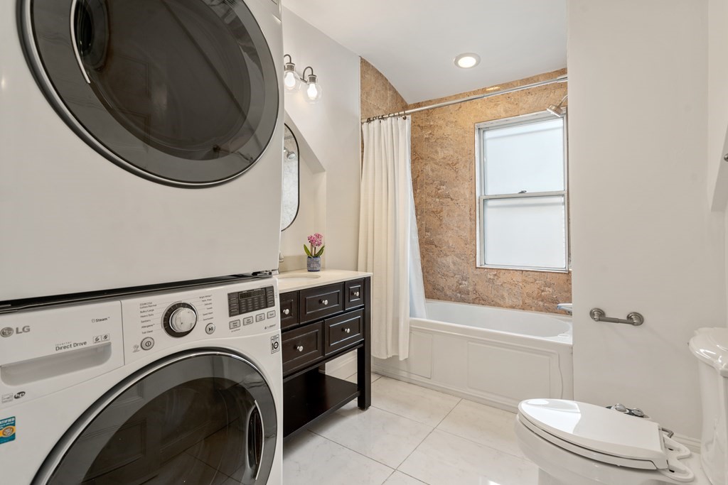 109 Sawyer Ave # 3