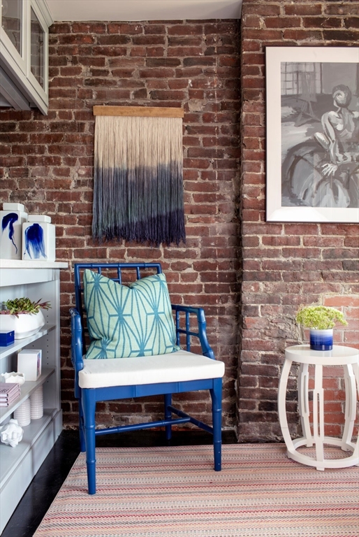 217 W Springfield St # 3