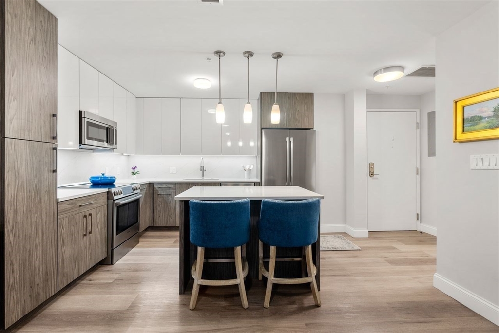 771 Harrison Ave # 109