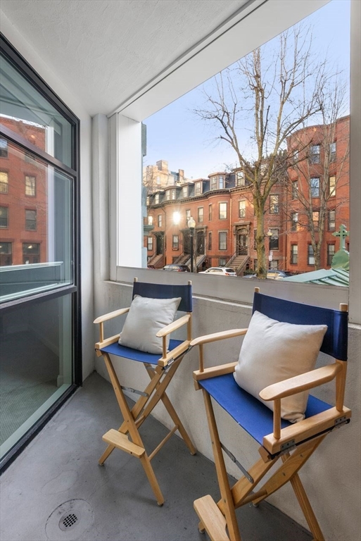 771 Harrison Ave # 109