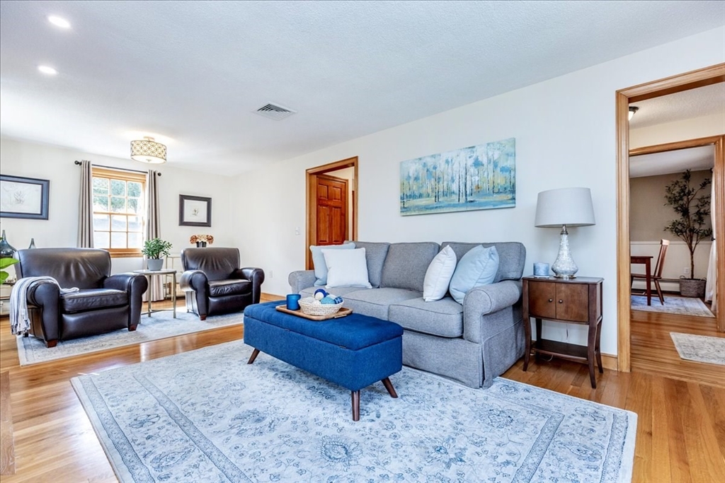 22 Bernard Rd