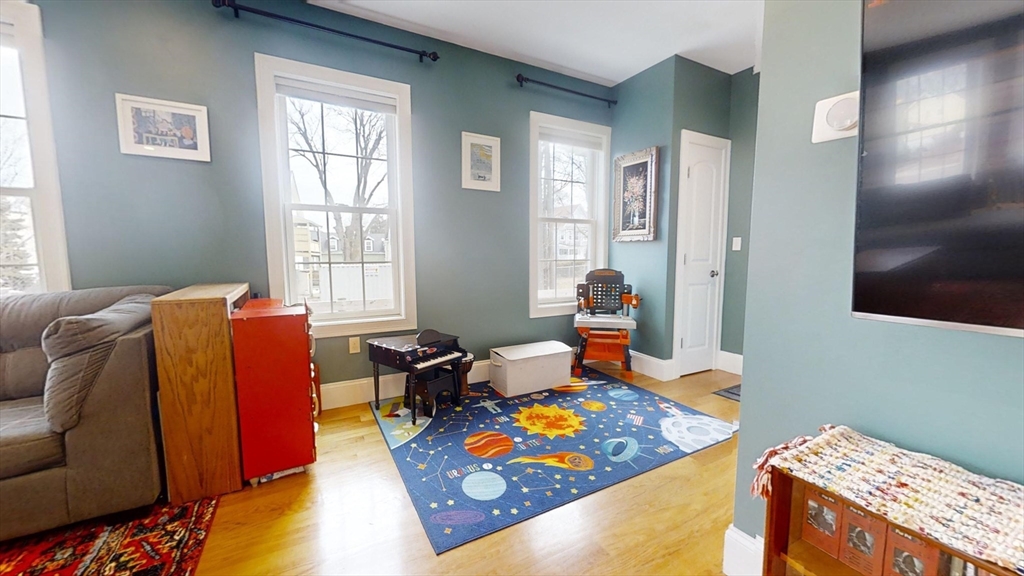 42 Olney # R Unit: 1-R