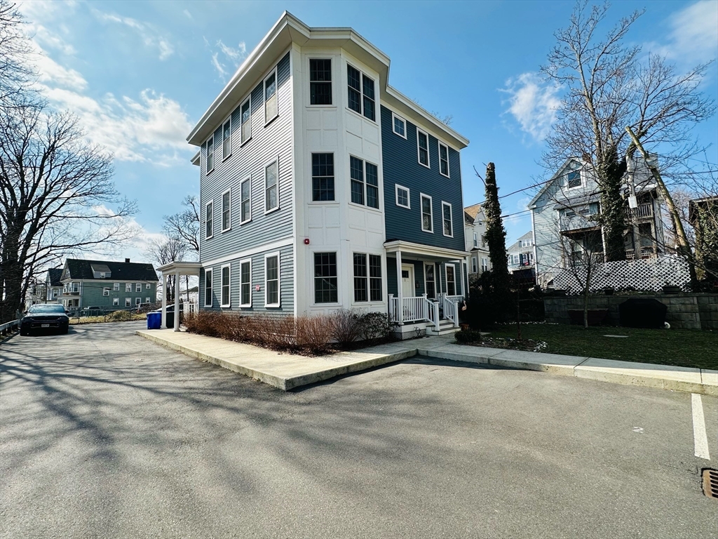 42 Olney # R Unit: 1-R